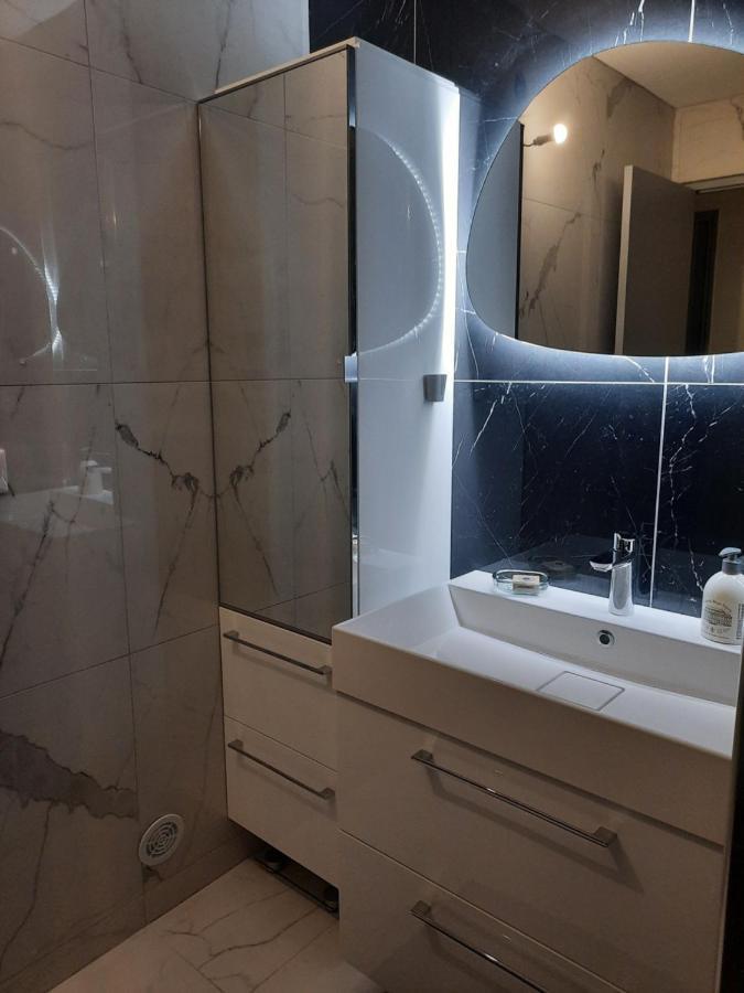Mon Petit Paradis, Cassis Centre Apt 90 M2, 200 M Mer, Terr Plein Sud, Clim Park Prive Eksteriør billede